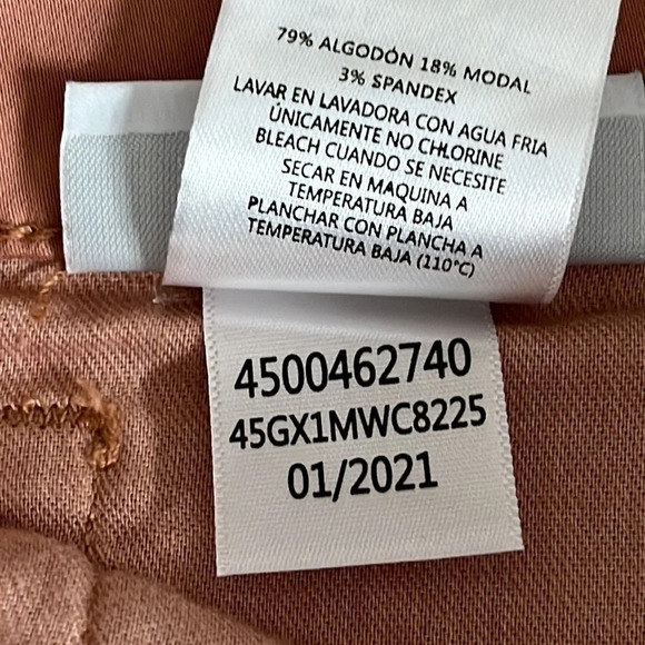 Joe's Jeans Kinetic Brixton Straight & Narrow Jeans in Salmon - NWOT - Size 38 - Picture 9 of 9